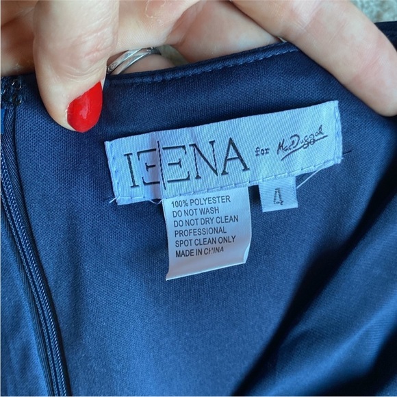 NWT Ieena for Mac Duggal Navy V-Neck Full-Length Jersey Gown, size 4 - Picture 5 of 9
